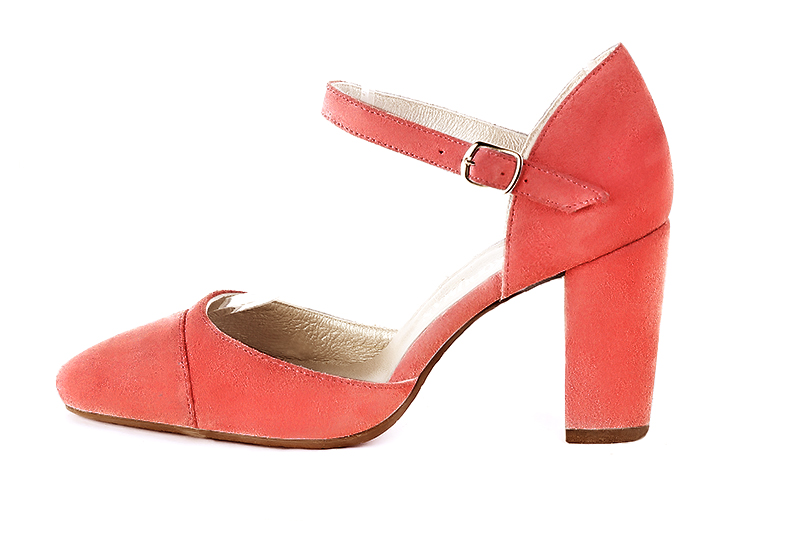Coral orange women's open side shoes, with an instep strap. Round toe. High block heels. Profile view - Florence KOOIJMAN